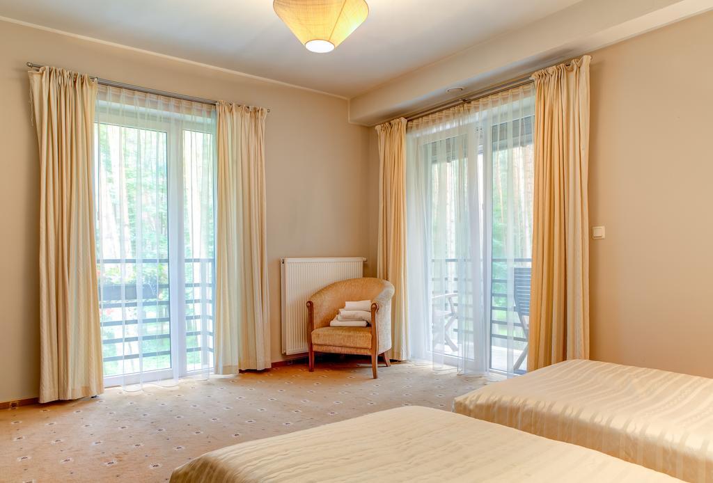 בריסטונאס Hotel Sonata מראה חיצוני תמונה
