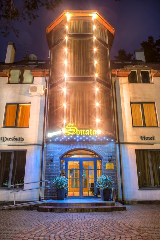 בריסטונאס Hotel Sonata מראה חיצוני תמונה