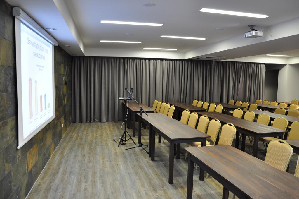 בריסטונאס Hotel Sonata מראה חיצוני תמונה